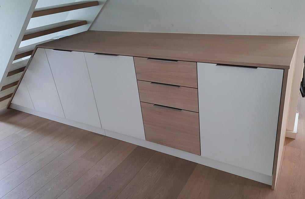 treppen_unterbauschrank.jpg